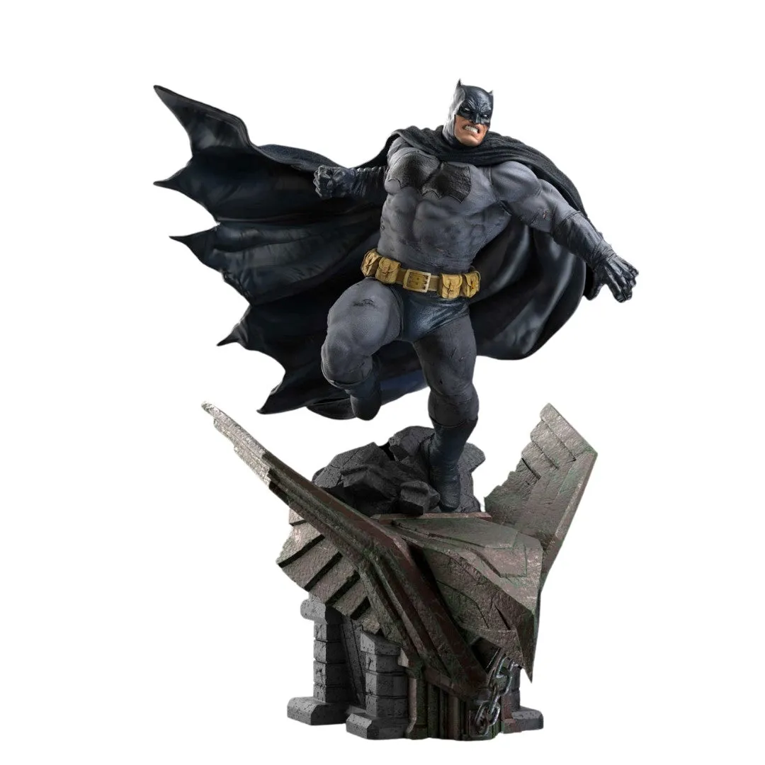 DC Comics Batman The Dark Knight Returns 1/6th Scale Figure by XM Studios