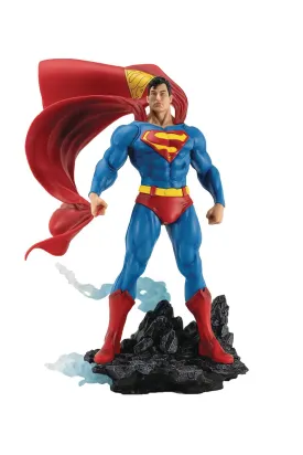DC Heroes - Superman (Classic Version) 1:8 Scale Statue - PX Previews Exclusive (40468) LOW STOCK