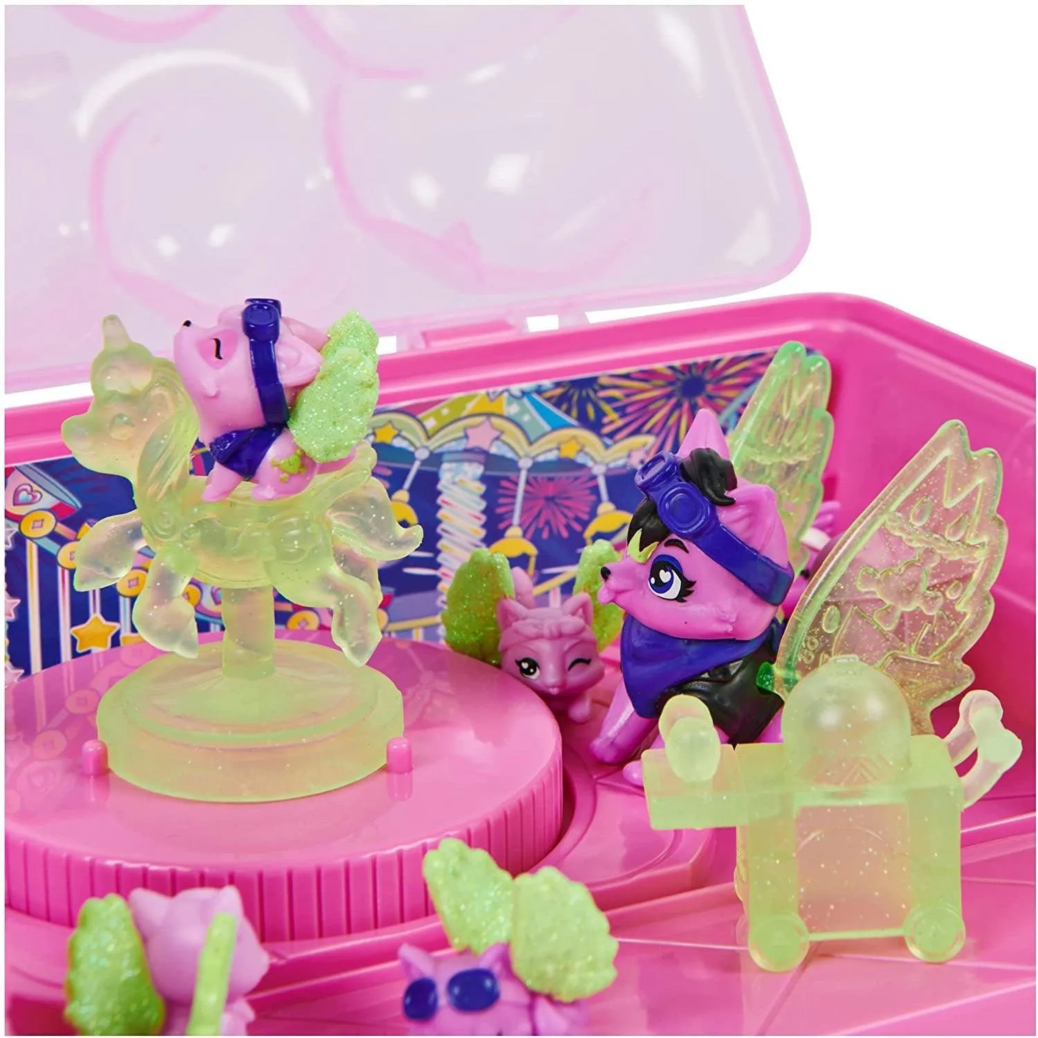 Hatchimals CollEGGtibles, Rainbow-Cation Wolf Family Carton with Surprise Playset.