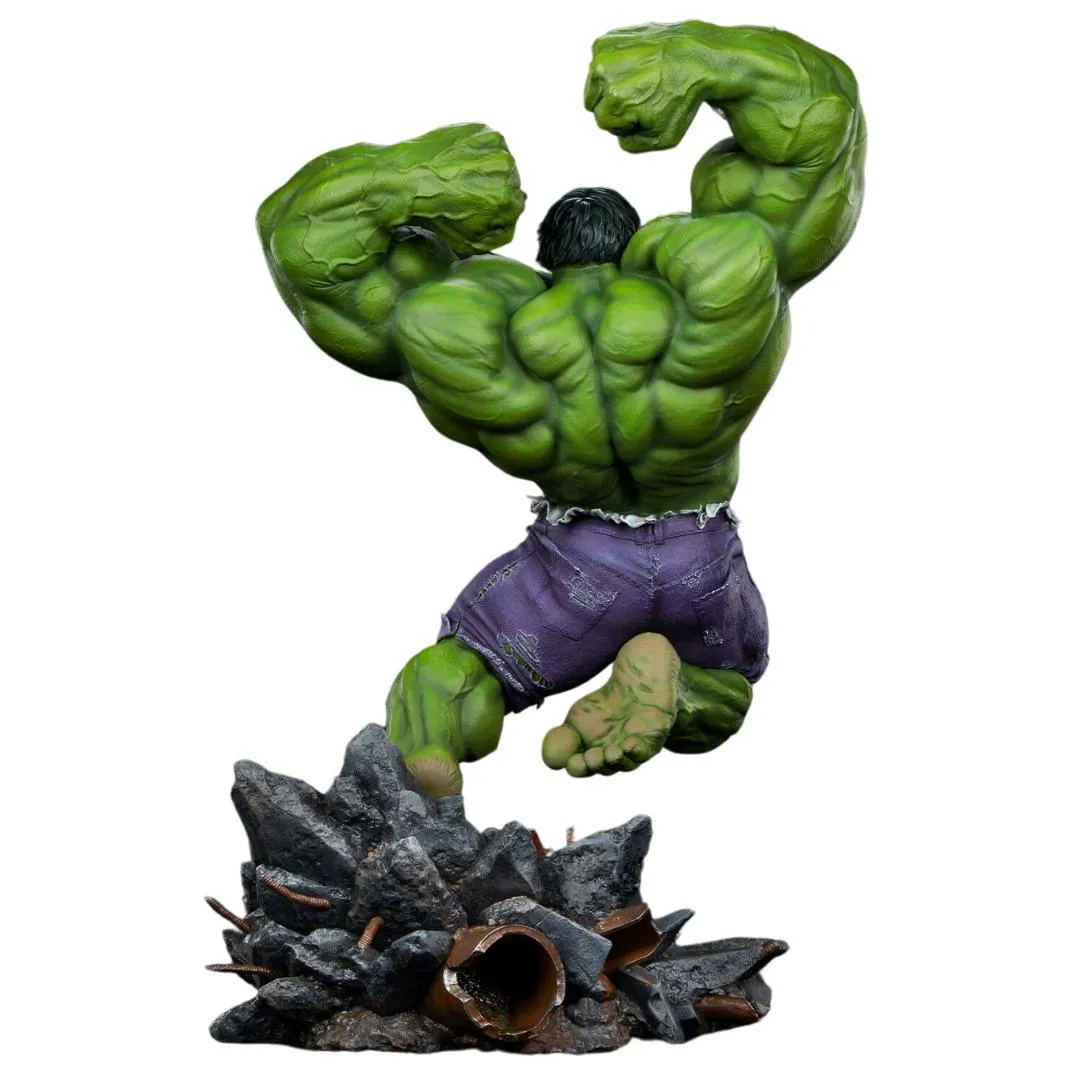 Hulk: Classic Premium Statue Figure by Sideshow Collectibles
