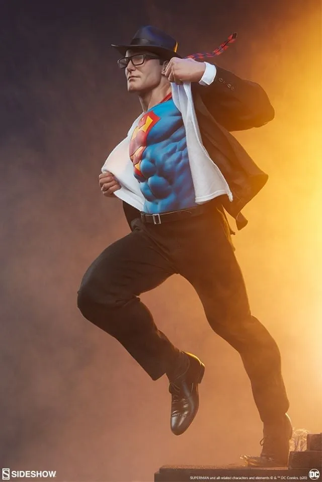 [Pre-Order] SIDESHOW COLLECTIBLES - SUPERMAN : CALL TO ACTION PREMIUM FORMAT STATUE