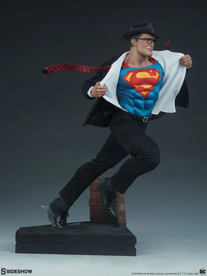 [Pre-Order] SIDESHOW COLLECTIBLES - SUPERMAN : CALL TO ACTION PREMIUM FORMAT STATUE